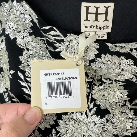 Haute Hippie NWT Black Silk Silver Floral Embroidered Lined Going Out Shorts - Picture 7 of 10